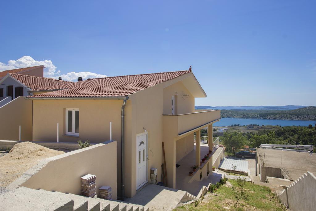 Bulat Sea View Apartments シベニク エクステリア 写真