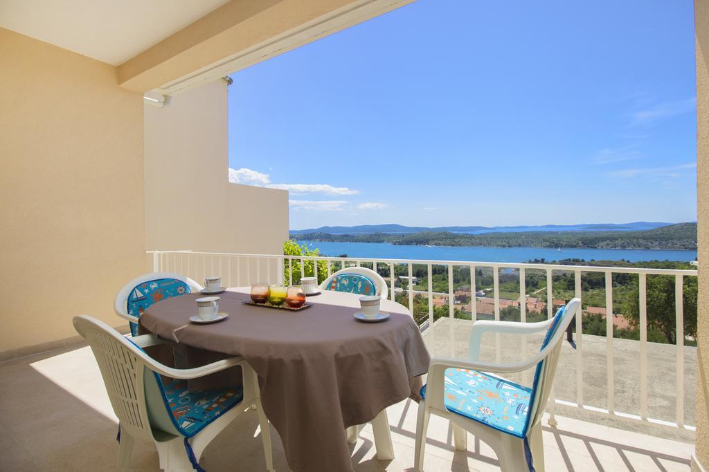 Bulat Sea View Apartments シベニク エクステリア 写真