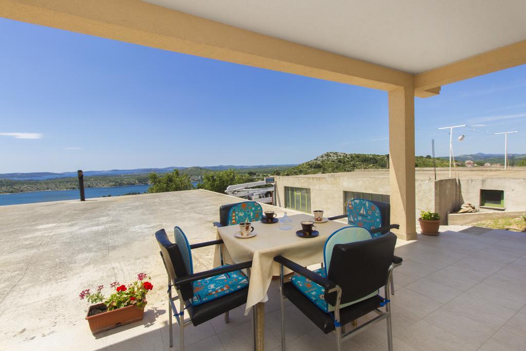 Bulat Sea View Apartments シベニク エクステリア 写真